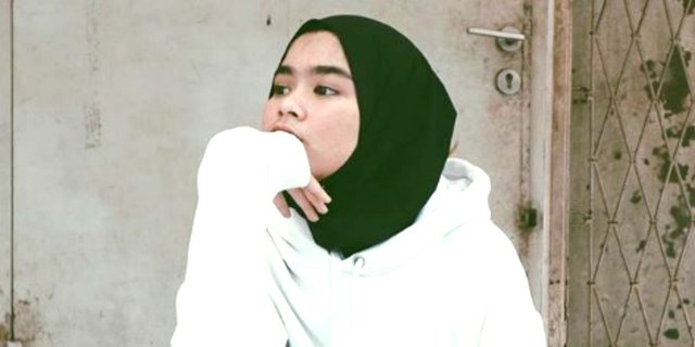Hijab Boyish Ala Sivia Azizah, Pilihan Keren Anti Norak