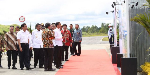 Presiden Joko Widodo Resmikan Bandara Internasional Silangit