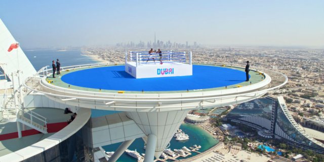 Aksi Memukau Atlet Dunia di Atas Helipad Burj Al Arab Dubai