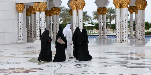 Wanita Haid Dibolehkan Masuk Masjid