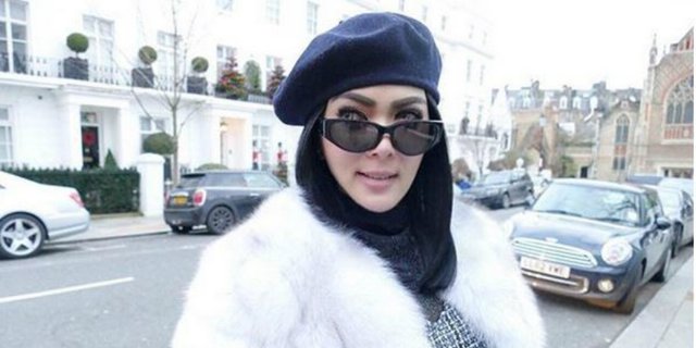 Syahrini Unggah Foto Liburan di Beverly Hills, Lihat Kakinya..