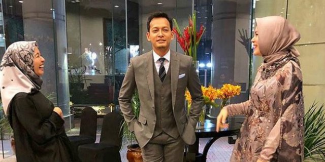 Para 'Istri' Fedi Nuril Berkumpul, Kamu Pilih yang Mana?