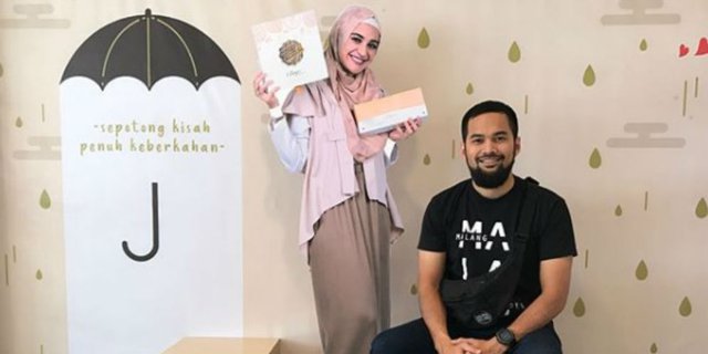 Intip Gerai Oleh-oleh Shireen Sungkar yang Islami dan Kekinian