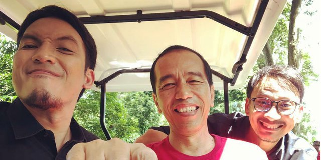 Girangnya Desta dan Vincent Disopiri Presiden Jokowi