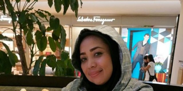 Tampil Lebih Modis Bak Hijabers Hits, Musdalifah Tuai Pujian
