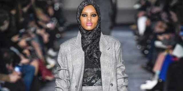 Amina Adan, Model Berhijab yang Kejutkan Milan Fashion Week