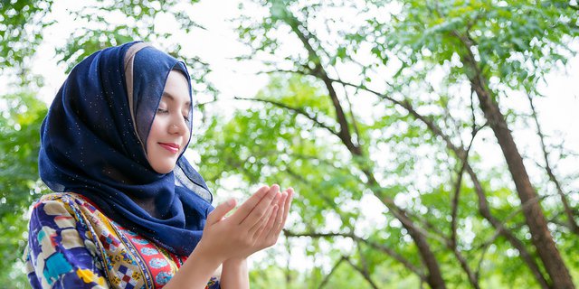 Tips Mencegah Kulit Kering Saat Puasa Ramadan