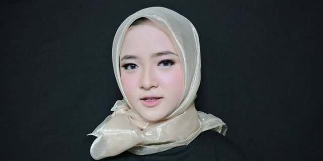 Nissa Sabyan Vokalis Cantik Grup Sholawat Yang Hits Dream