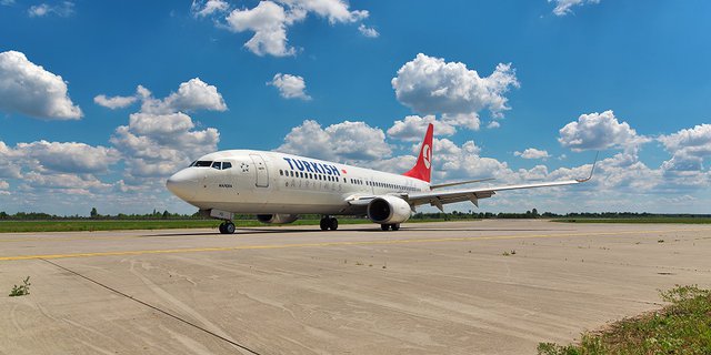Detik-detik Asiana Airlines Tabrak Turkish Airlines