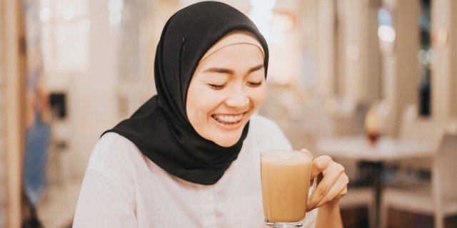 Makan Sahur Termasuk Sunah Puasa, Ini Keutamaannya