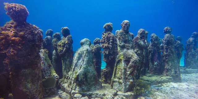 Penampakan 5 Museum Bawah Laut Ini Bikin Bergidik Travel Dream Co Id