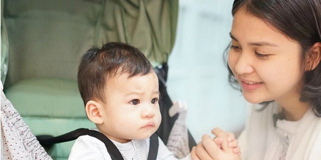 Kesehatan Menurun, Putri Titian Akhirnya Cari Babysitter