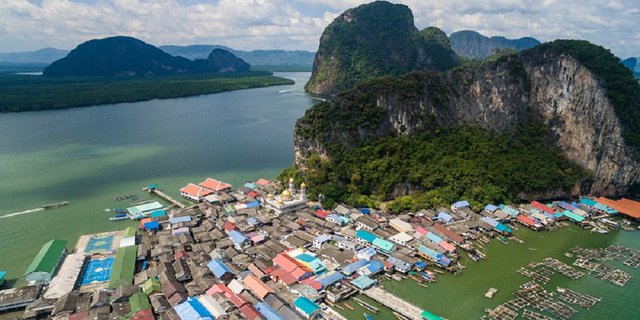 Asal Usul Desa Muslim Terapung di Teluk Thailand