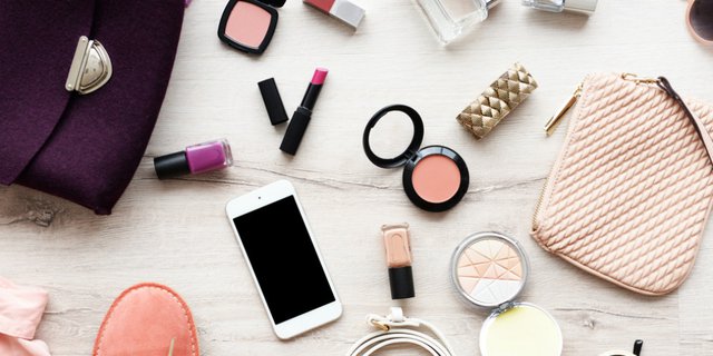 Hindari Makeup Berlebihan, Ini 6 Beauty Item untuk Remaja