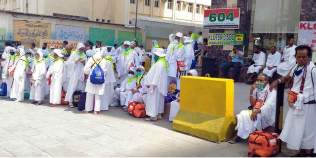 Penting! Selalu Bawa Masker Saat di Tanah Suci