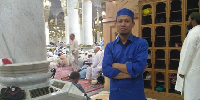 Para Pengabdi Masjid Nabawi dari Indonesia