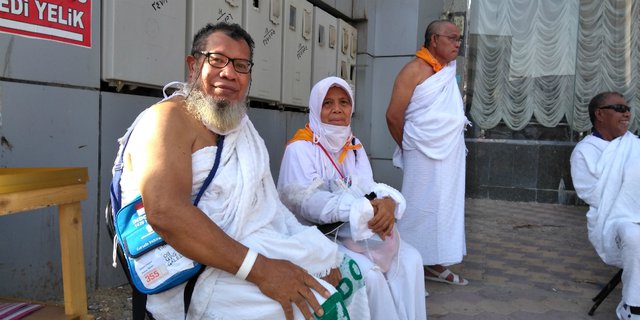Bus Jemaah Haji Indonesia Berdatangan di Arafah