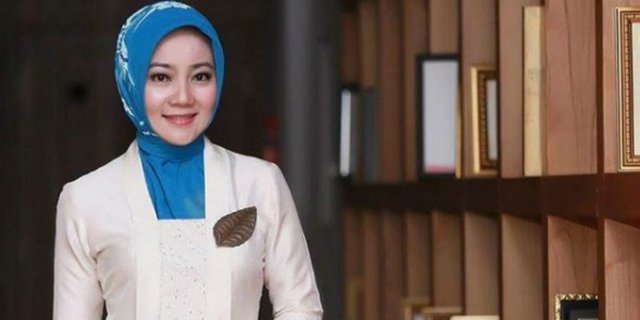 Ingin Hijab Ala Istri Ridwan Kamil, Simak Tutorial Ini