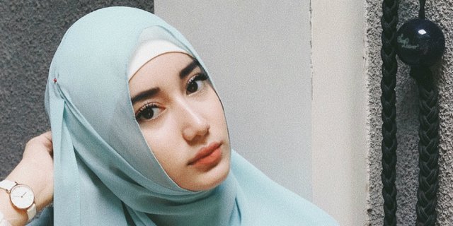 Gaya Hijab Syaira, Putri Cindy Fatika Sari, Cantiknya Bikin Meleleh
