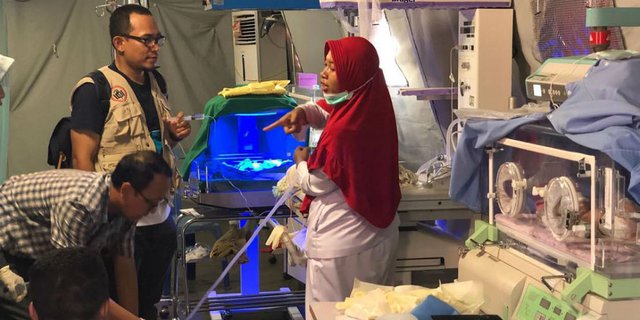 Cerita Miris Dokter Tangani Bayi Sekarat di Pengungsian Lombok