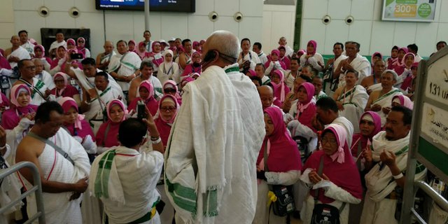Jemaah Haji Aceh Wafat Saat Sholat di Raudhah, Wajah Bercahaya