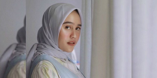 Cara Ampuh Ashilla Sikado Merawat Kulit Sensitif 