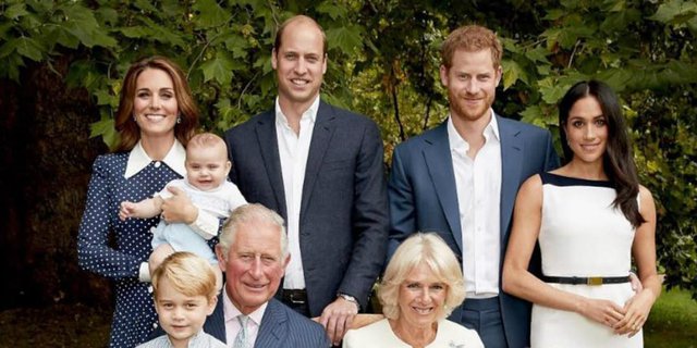 Pangeran Louis Curi Perhatian di Foto Keluarga Kerajaan