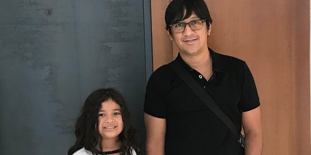 Tiru BlackPink, Aksi Andre Taulany dan Putrinya Bikin Ngakak 