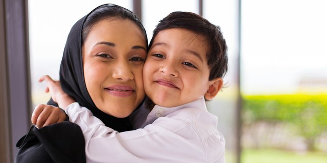 Catat Ayah Bunda, Akhlak Anak Sangat Dipengaruhi Hal Ini