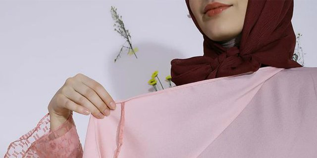 Hijab untuk Ibu Menyusui dari Ria Miranda