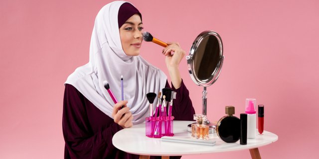 5 Cara Hemat Belanja Makeup