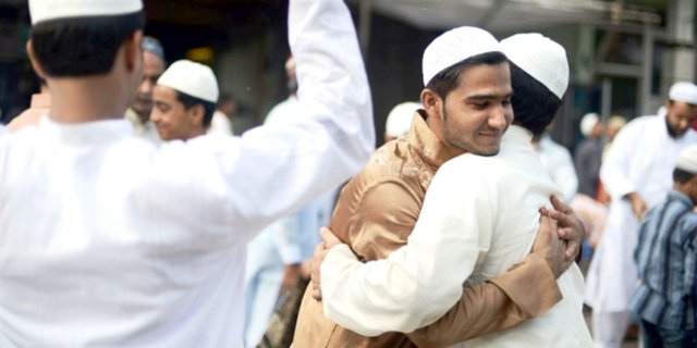 Aksi Simpatik Mahasiswa di Saudi untuk Jemaah Umroh & Haji