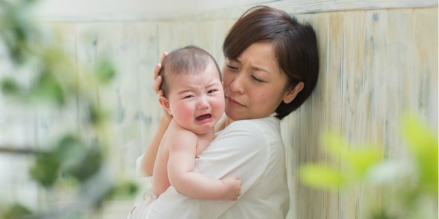 Orangtua Wajib Tahu, Pertolongan Pertama Saat Bayi Tersedak