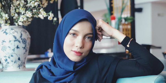 Busana Muslim Streetwear Berisi Curahan Hati Jenahara