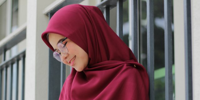 Tips Belajar Pakai Hijab Syar'i untuk Pemula