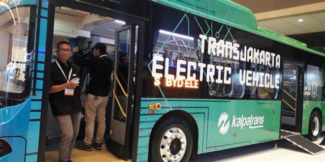 Mei 2019, TransJakarta Uji Coba Bus Listrik