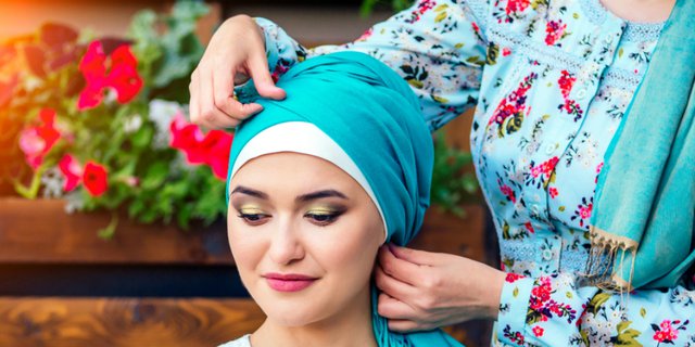 Tutorial Hijab Turban Simpel untuk Pesta