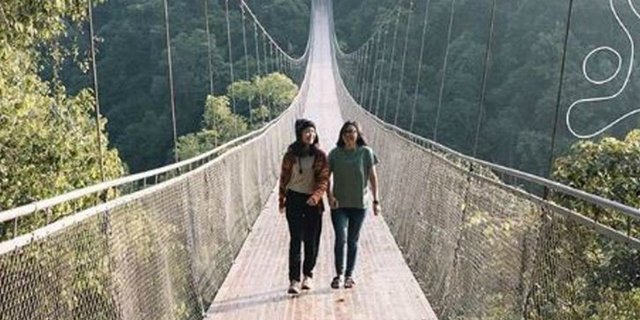 Jembatan Gantung Situgunung, Terpanjang se-Asia Tenggara