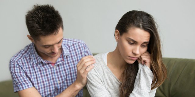 Suami-Istri Hubungan Seperti Ini Beresiko Keguguran?