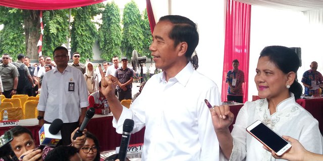 Jokowi-Amin Unggul di TPS Tempat Sandiaga Uno Nyoblos