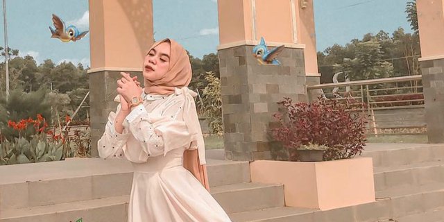 Inspirasi Dress Cantik untuk Bulan Ramadhan