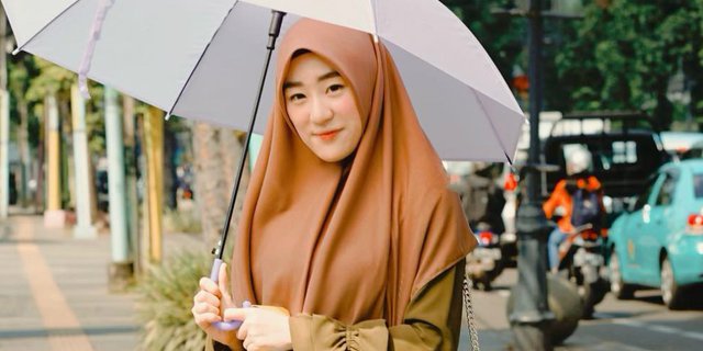 Tips Memilih Hijab untuk Wanita Berwajah Oriental