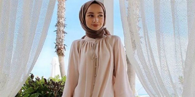 Tren Busana Hijab Chic ala Selebgram Turki