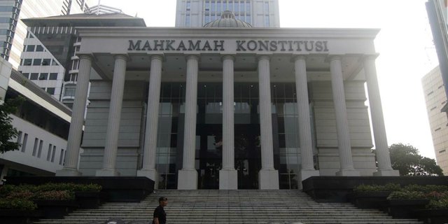 Kuasa Hukum Prabowo-Sandi Persoalkan Kenaikan Gaji PNS Jelang Pilpres