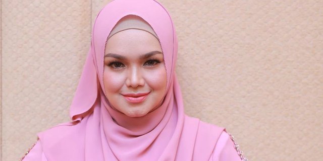 Innalillahi, Kabar Duka Datang dari Siti Nurhaliza