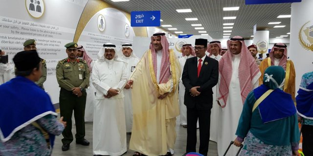 Istimewa, Jemaah Haji Indonesia Disambut Putra Raja Saudi