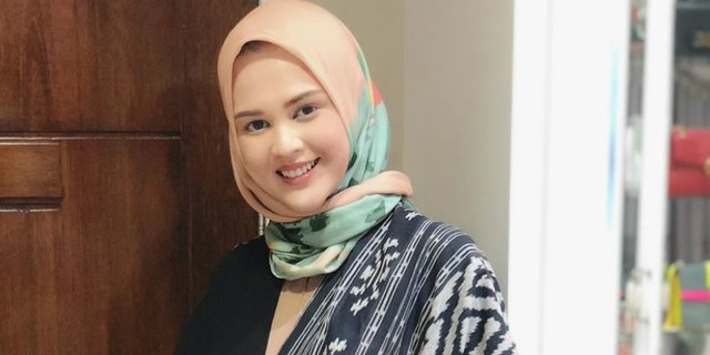 Kepergok Pre-wedding, Cut Meyriska Pakai Gaya Hijab Unik