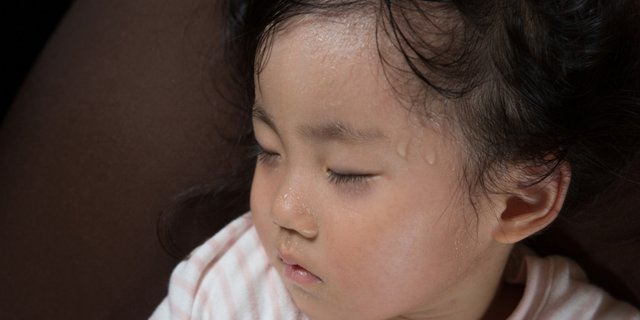 Kenali 5 Penyebab Heat Stroke pada Bayi dan Gejalanya