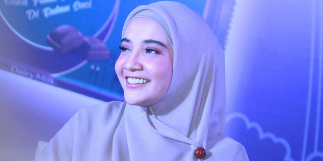 Gaya Outfit Hijab Duo Zaskia Disorot, Netizen: 'Bajunya Ketuker'