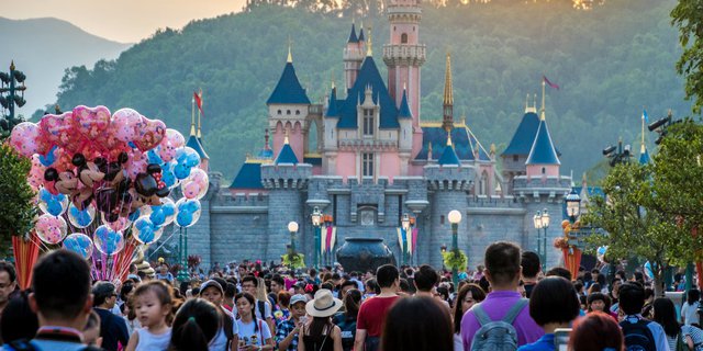 Kasus Campak di Disneyland, Bikin Warga AS Takut Bawa Anak ke Theme Park